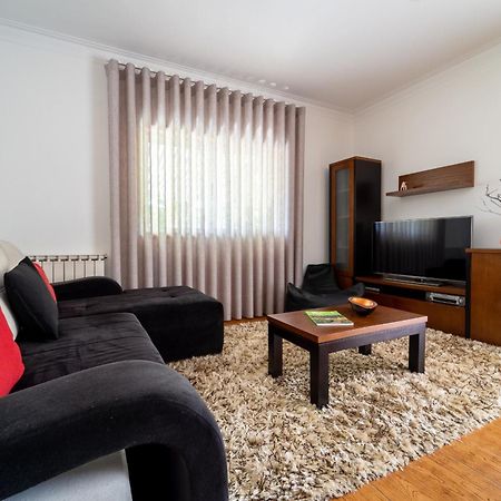 Gondomar Guimaraes - Moradia V3 Com Piscina Natural By House And People Luaran gambar