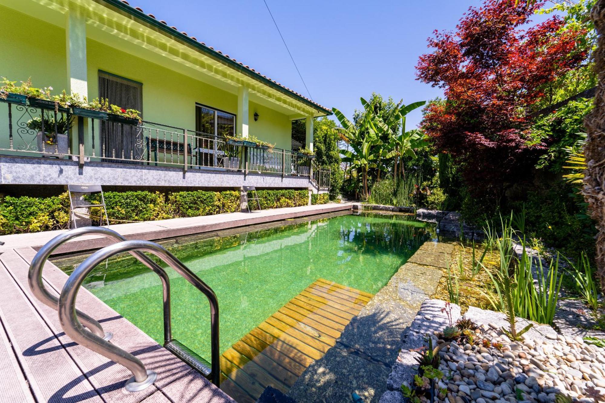 Gondomar Guimaraes - Moradia V3 Com Piscina Natural By House And People Luaran gambar