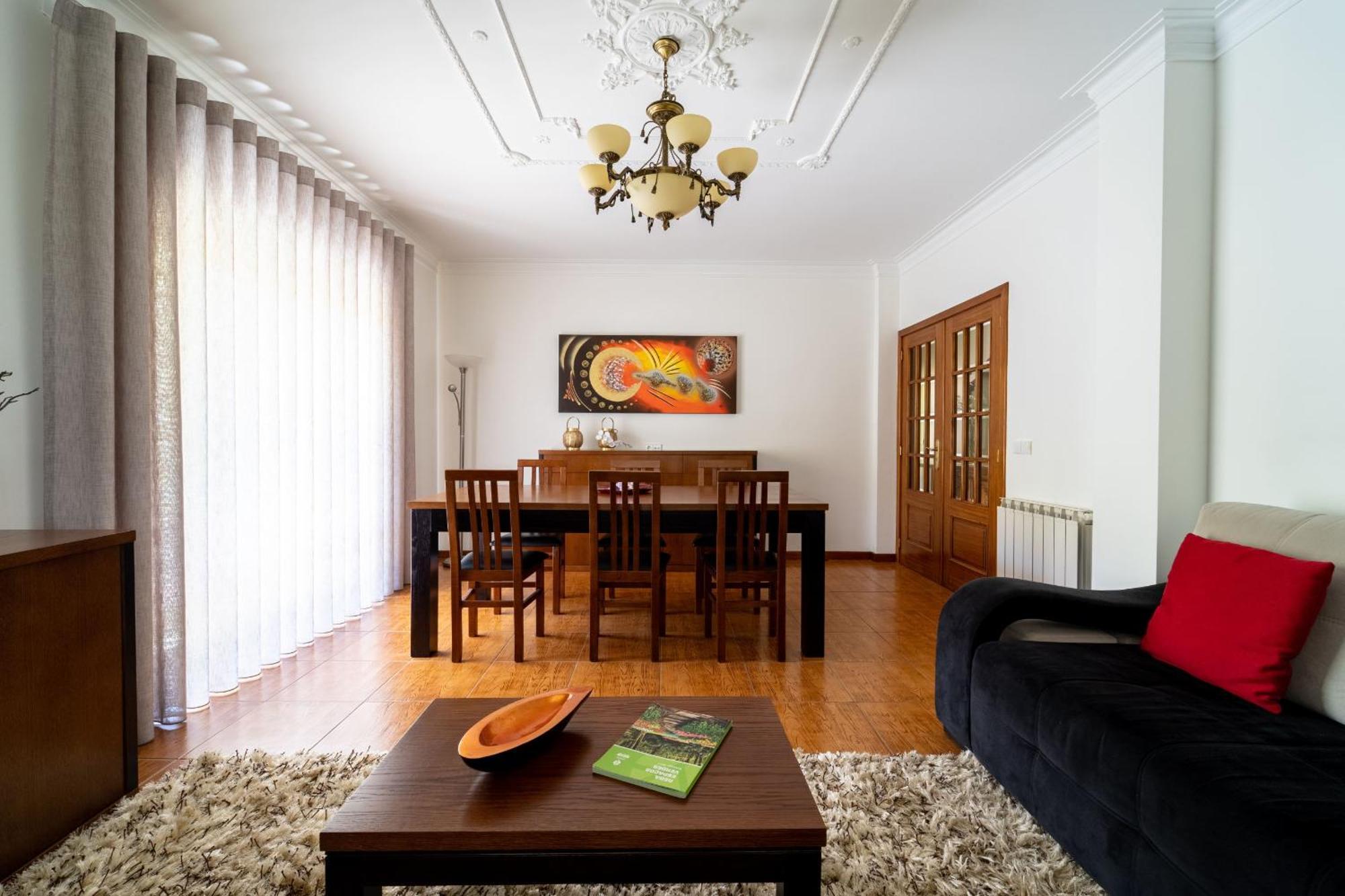 Gondomar Guimaraes - Moradia V3 Com Piscina Natural By House And People Luaran gambar