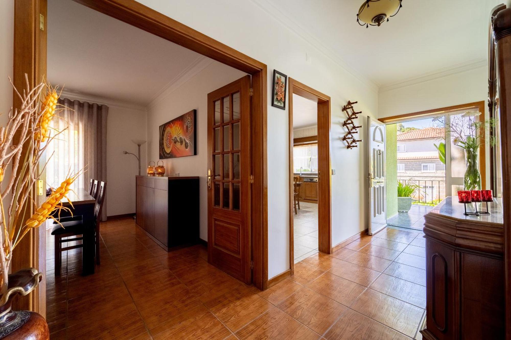 Gondomar Guimaraes - Moradia V3 Com Piscina Natural By House And People Luaran gambar